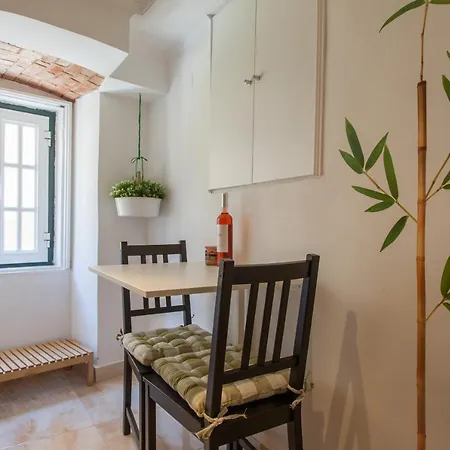 Feels Like Alfama Romantic Flat Apartment Lissabon